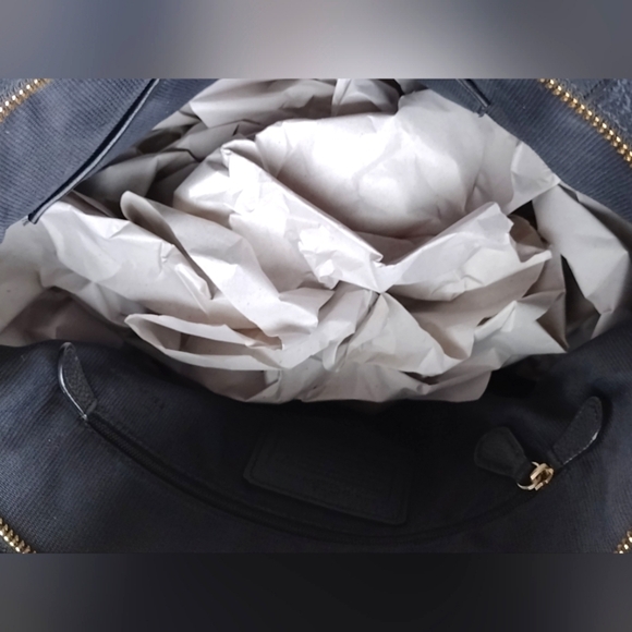 Coach Large Pebbled Leather Scout Hobo Bag - Picture 13 of 16